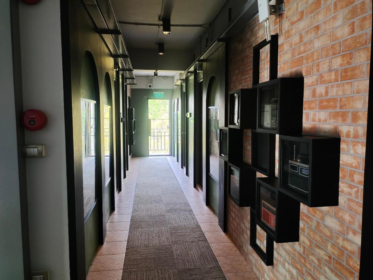 Qoo Hotel Buri Ram Exterior foto