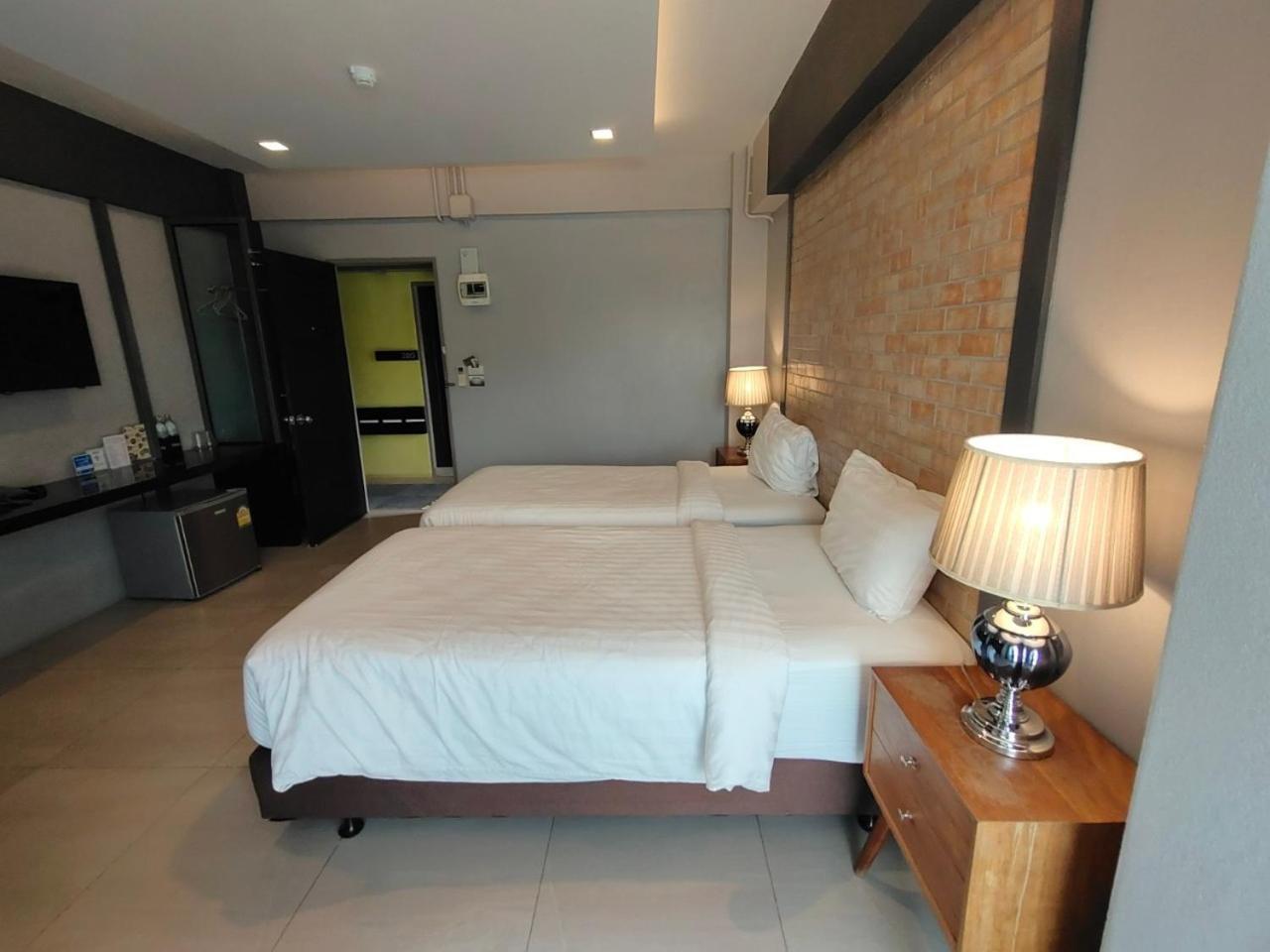 Qoo Hotel Buri Ram Exterior foto