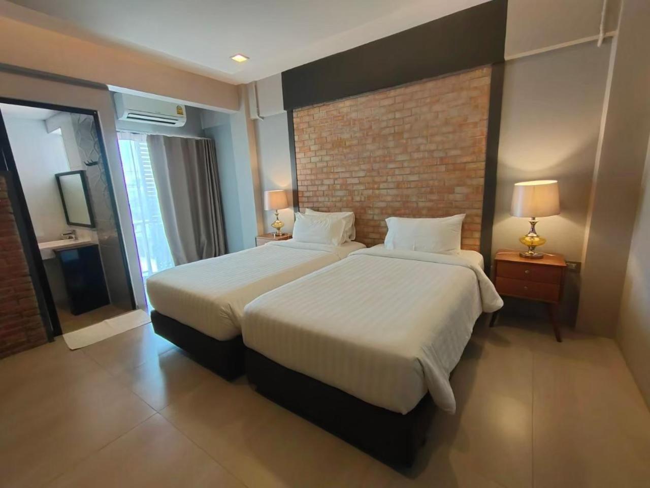 Qoo Hotel Buri Ram Exterior foto