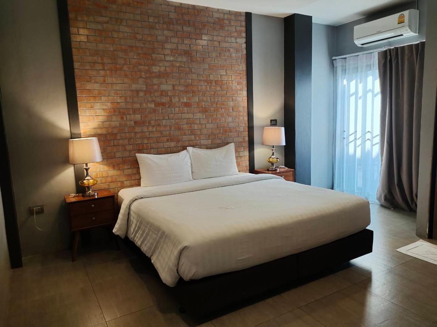 Qoo Hotel Buri Ram Exterior foto